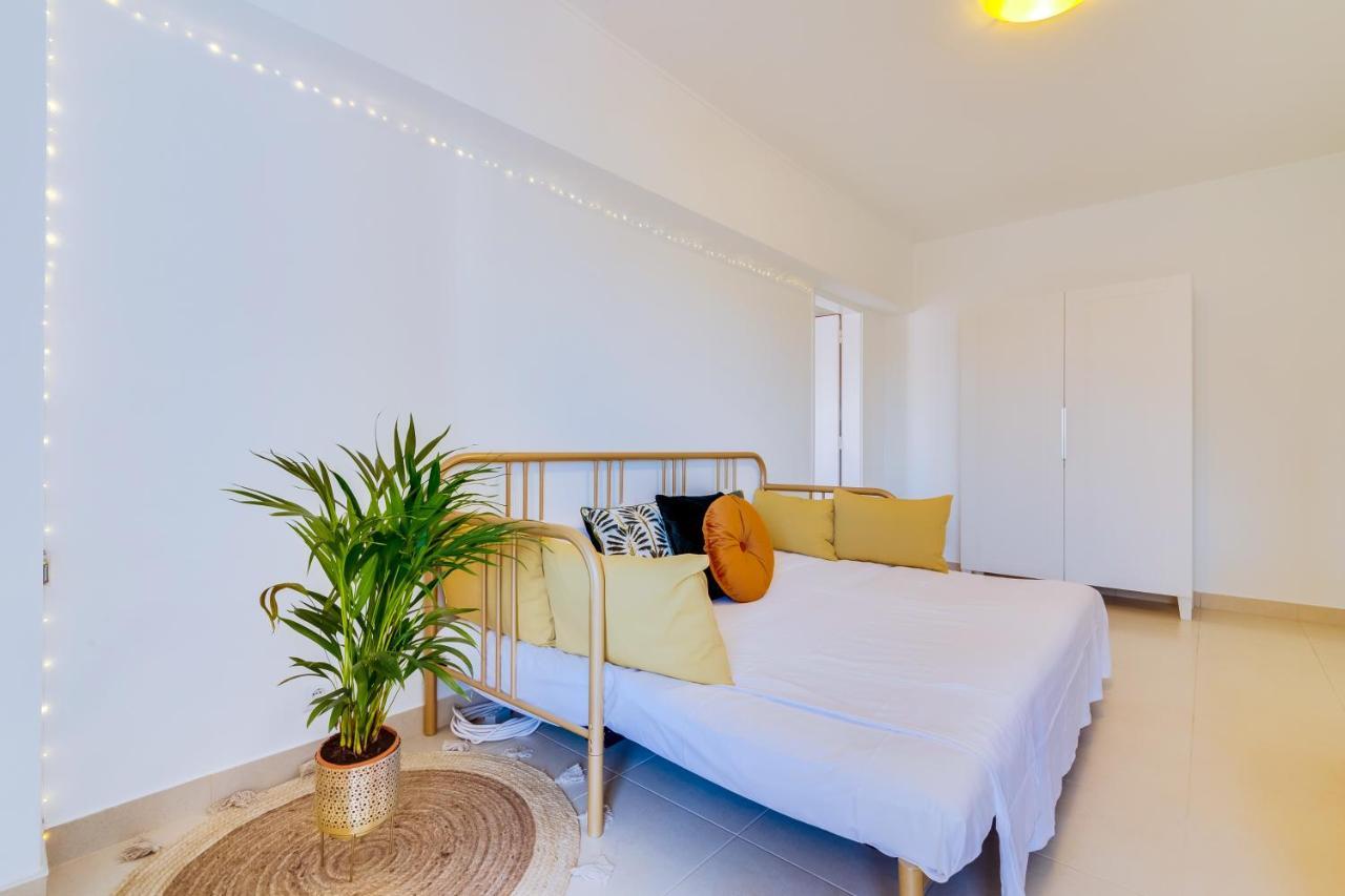 Al - Apartamento Wave 7 Quarteira Luaran gambar